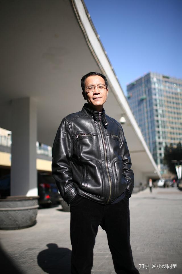 要论"电商之父"或者说"电子商务第一人"等名头却不是他,而是王峻涛