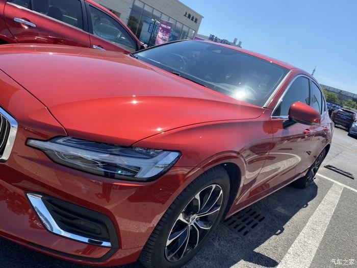 夏日提沃尔沃s60红车红红火火下半年火爆夏日红色战车