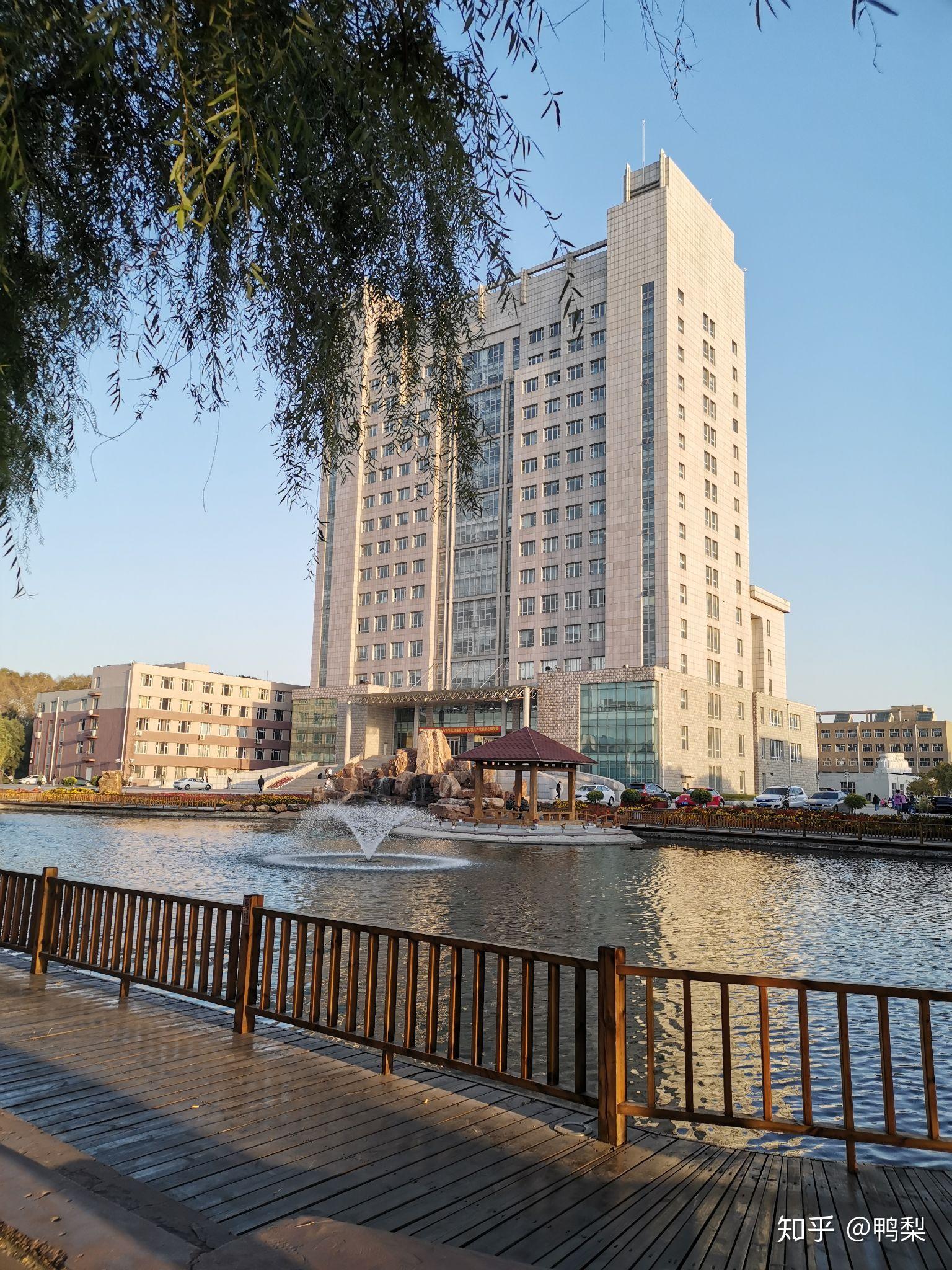 长春师范大学的校园环境如何? - 知乎