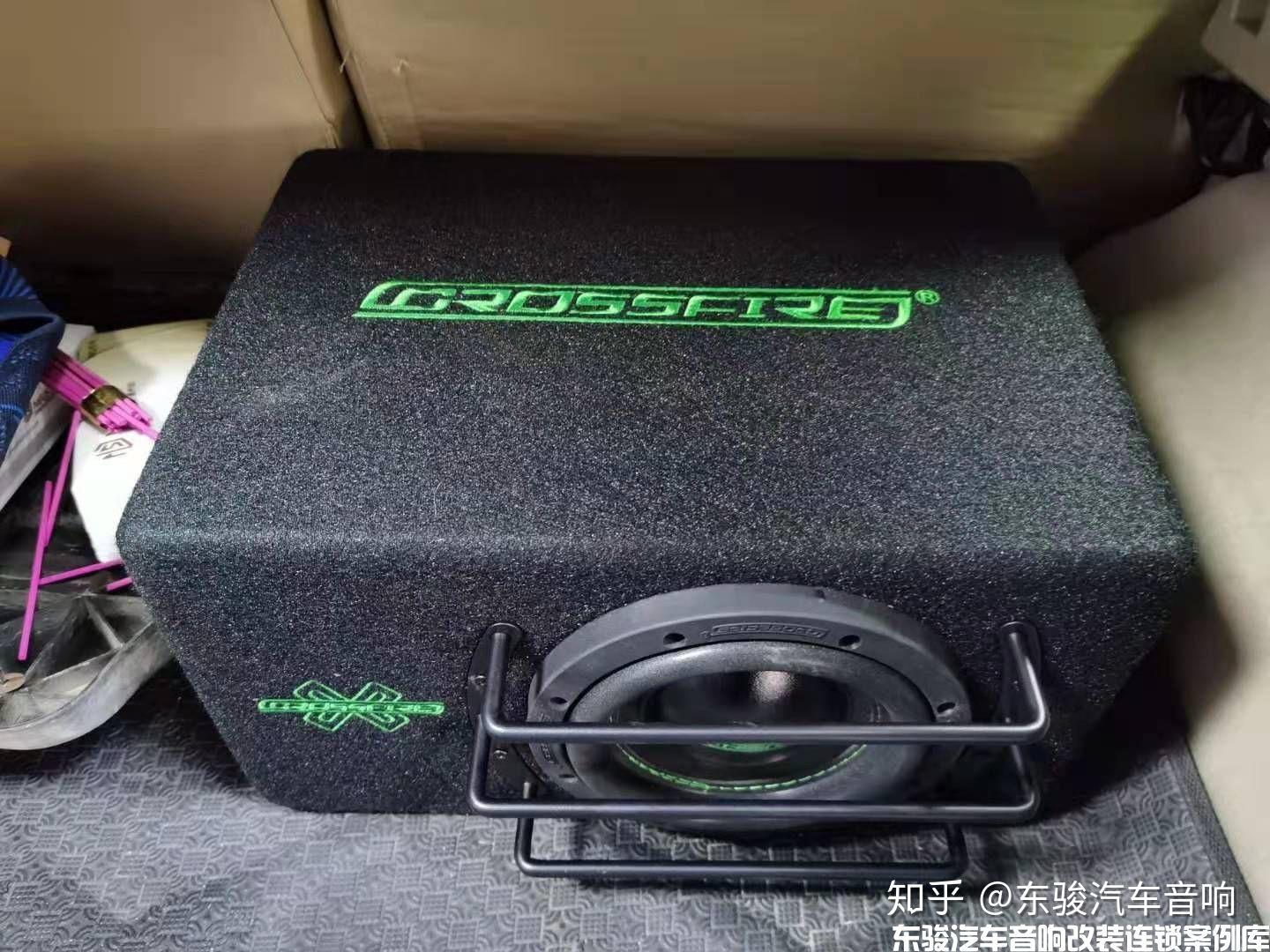 日照东骏汽车音响改装东风景逸升级交叉火力网红套餐施工案例