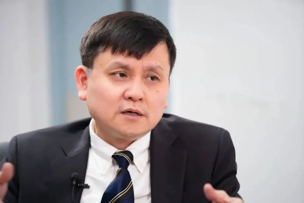 张文宏医生现在咋样了 v2-e0ebe1a8f61446163147b63baab5183d_1440w.jpg?source=172ae18b