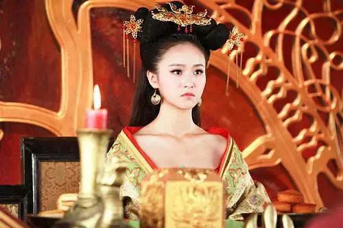 可怜岳飞一代大英雄一辈子唯一的污点就是老婆改嫁