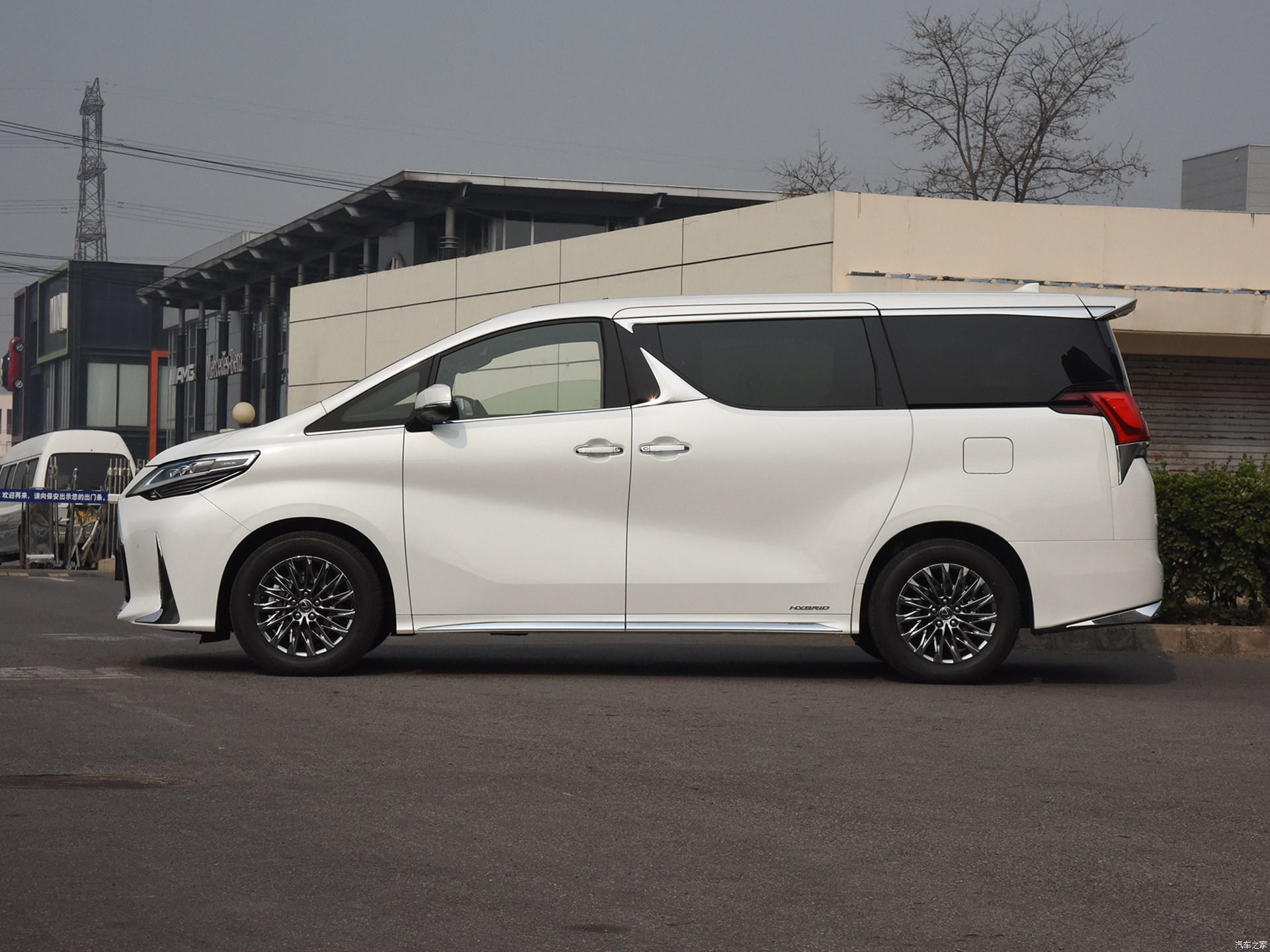 车坛优惠播报雷克萨斯限时优惠旗下雷克萨斯lm售价1166万元起