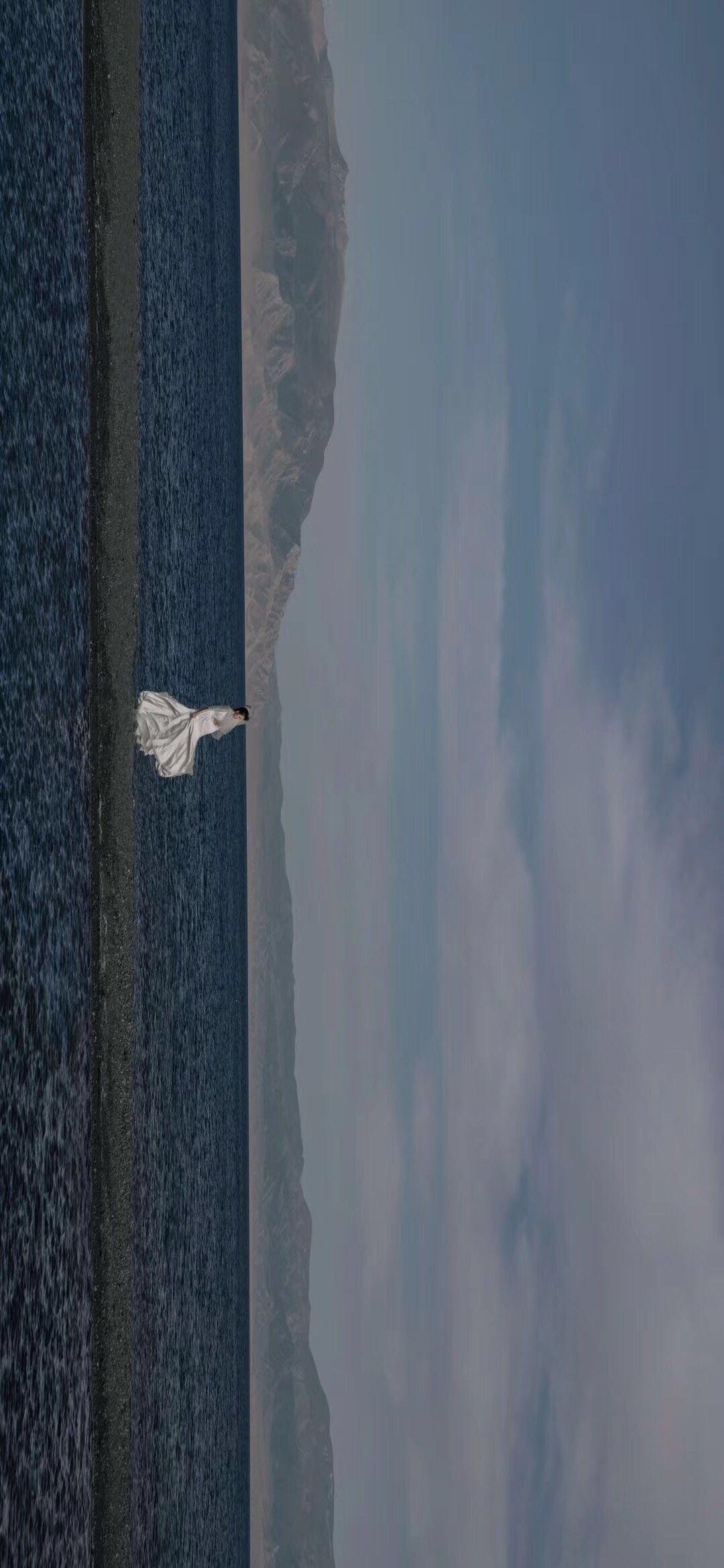 你珍藏了哪些小众高级的壁纸