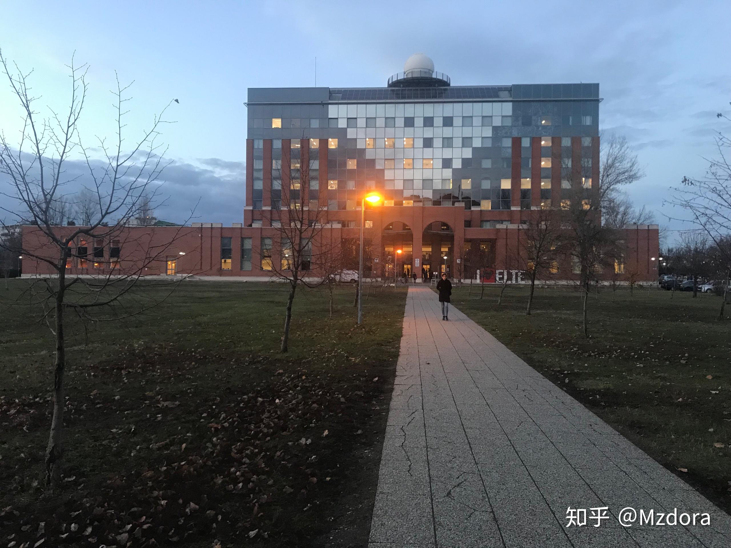 罗兰大学图片