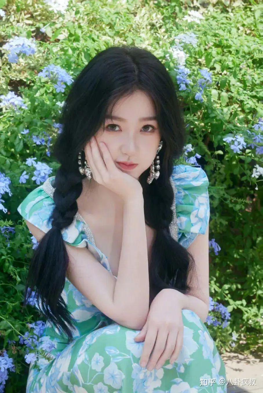 何炅忽悠保姆宋祖儿牵连沪圈汪峰离婚逃s郭敬明照顾虞书欣孙怡学历拉