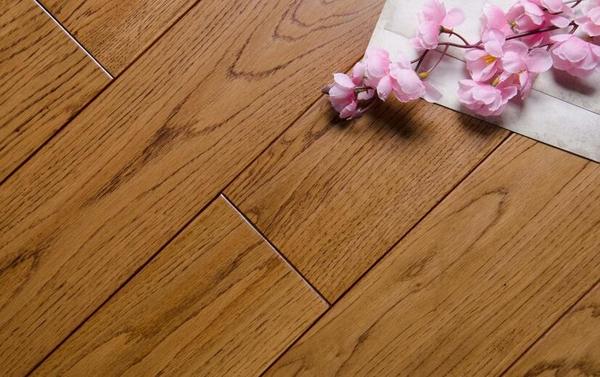 多层实木木地板需要保养吗|总结了地板选购的一些经验，玩套路的商家看了说太打脸