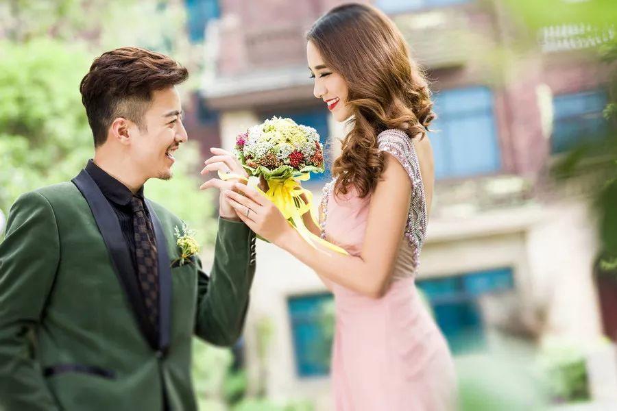 女生分手后怎么挽回前任?