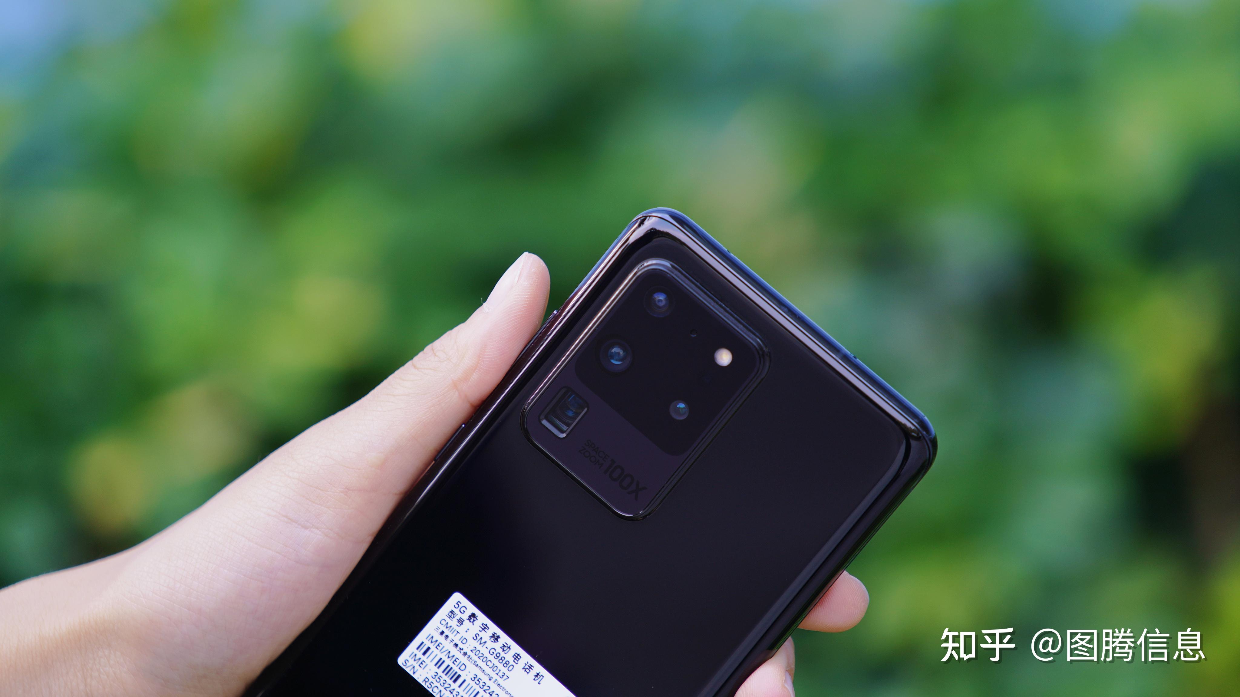 另外,s20u还配置了5000毫安大电池,快充更是提升到了45w,无线功率15w