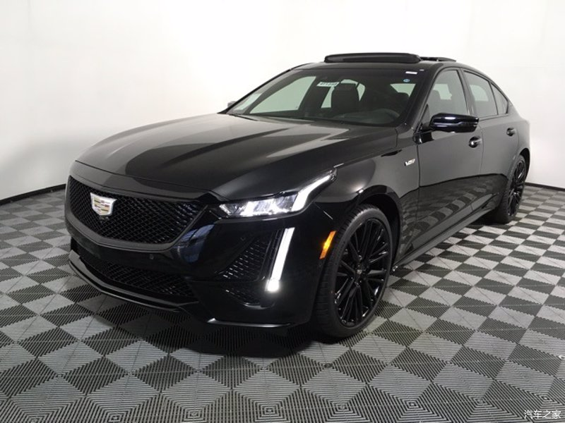 凯迪拉克ct5v黑武士运动潮流的造型回头率高