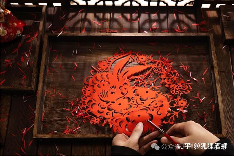 传统节日「春节习俗」特辑:非物质文化遗产“中国剪纸艺术·剪窗花”的历史起源 - 知乎