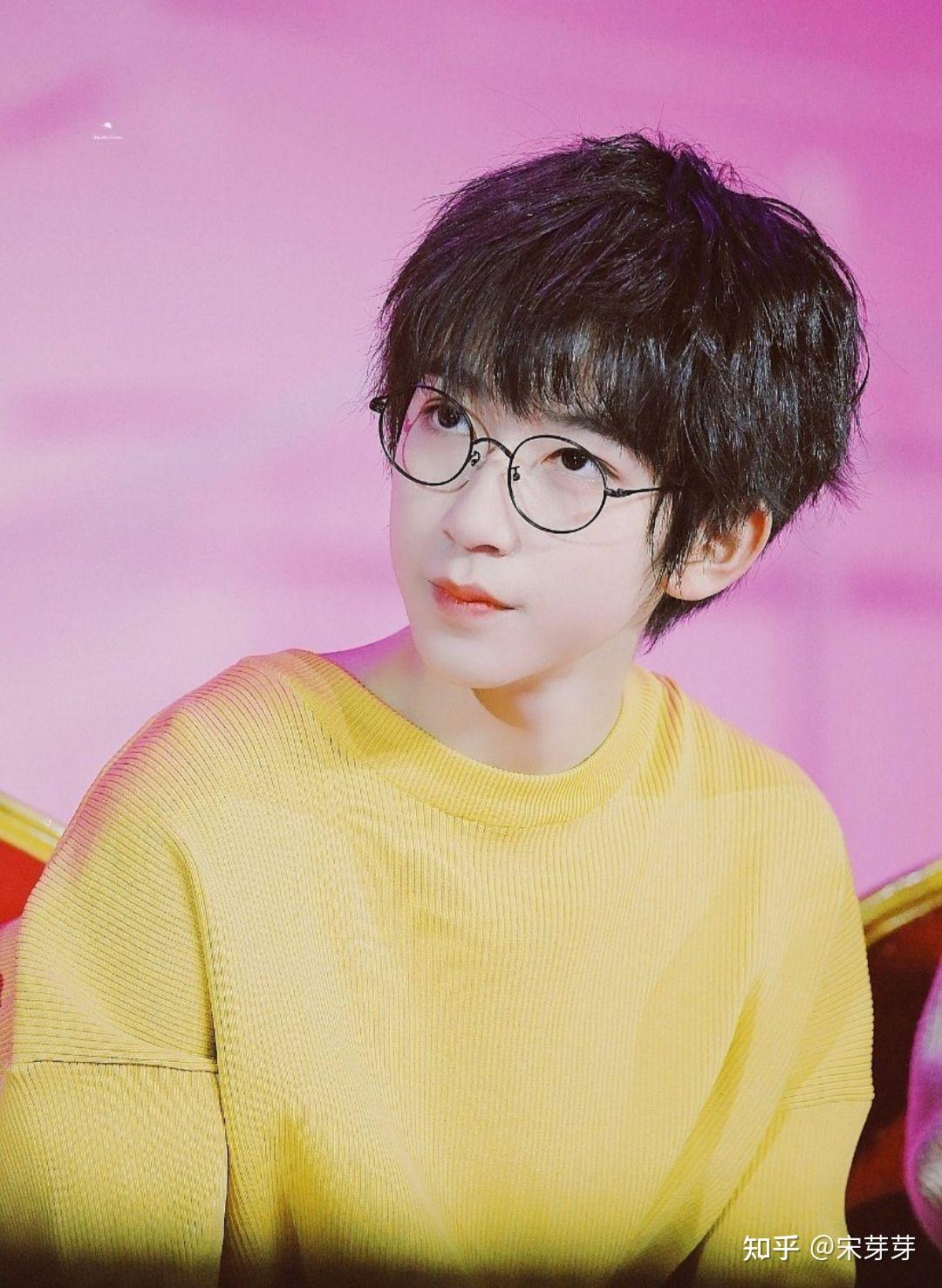 能分享一些tnt七个人的帅照吗