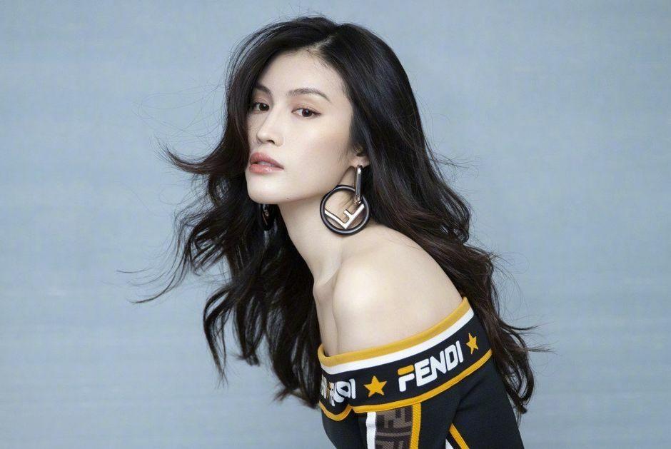 维密天使何穗奶油肌养肤法底妆超服帖不斑驳