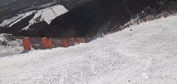 北京最难的滑雪道在哪里? 5 v2 e25f0067d57564bc2faa3edcf2fcb0a0 720w