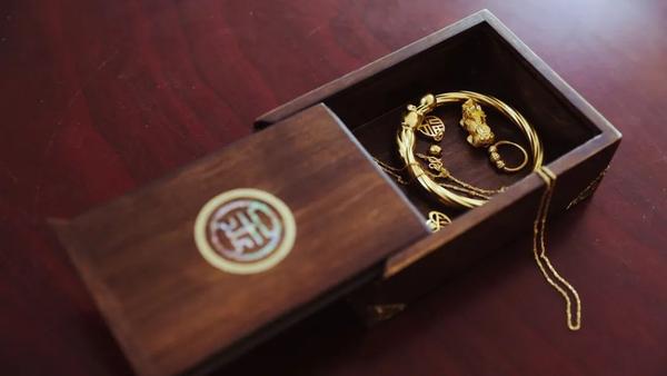 重磅升级 | 金隆金行“祥瑞五福”系列金条礼盒华丽登场,焕发新姿 - 知乎