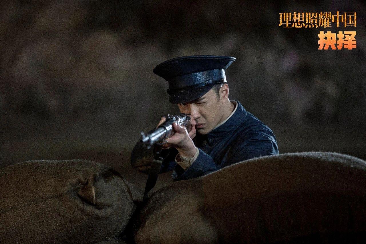 王一博壁纸那些年你淋过的雨爬过的泥泞将会成为你的荣耀