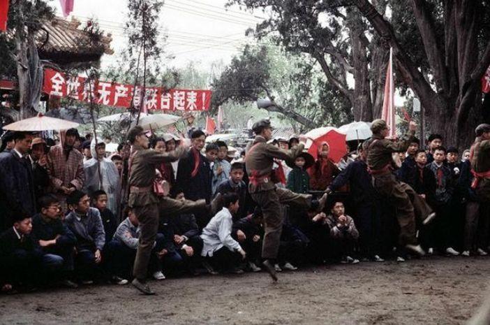 文革大跃进时期的老照片(六) - 知乎