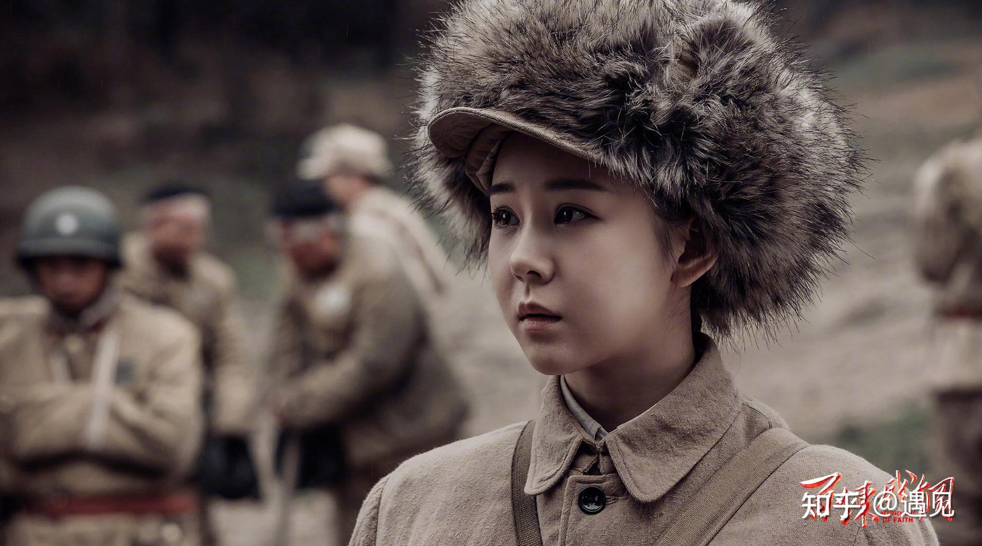 《百炼成钢》李小萌千里追夫,戏外与王雷神仙夫妻,演绎革命爱情