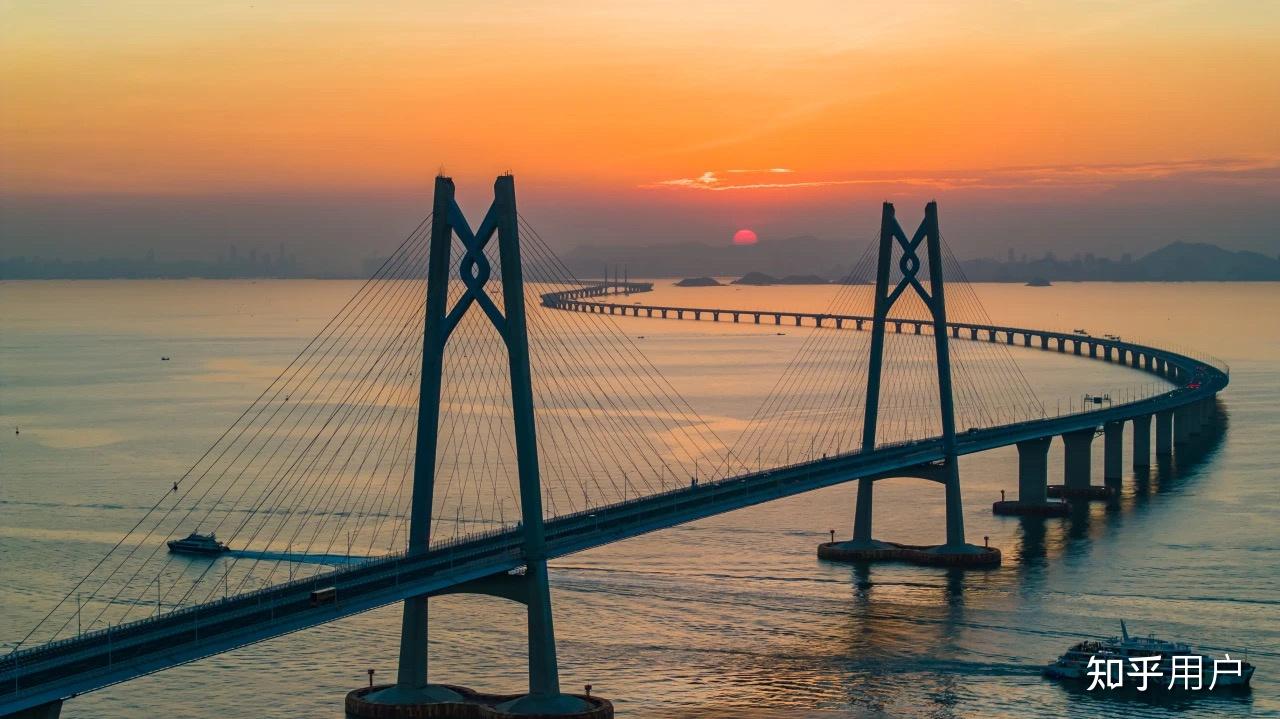 港珠澳大桥春节期间出入境客流单日超13万人次创开通以来新高哪些信息