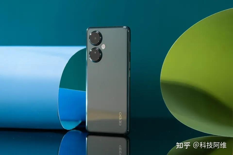 k11x也是如此,作为一款千元机它的配置还是有很多亮点的,既有一亿像素