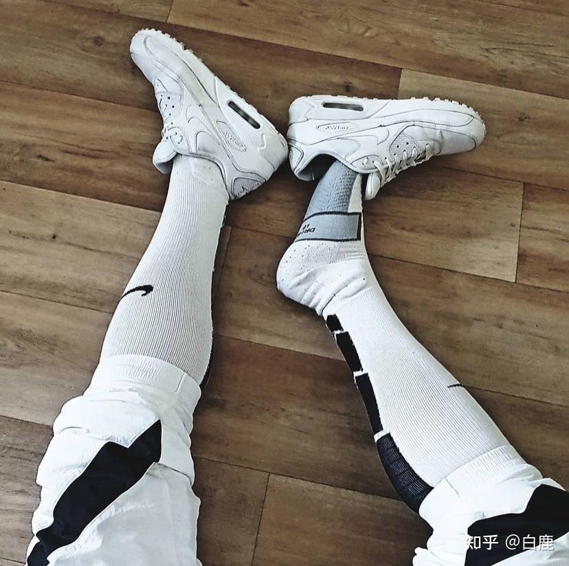 男生可以穿白色连裤袜吗? - 知乎