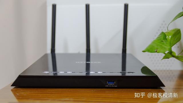 入门级NAS,群晖好还是威联通好?是不是4盘起步?说是2盘终究逃不过升级?预算有限,求推荐!?插图44 入门级NAS,群晖好还是威联通好?是不是4盘起步?说是2盘终究逃不过升级?预算有限,求推荐!?插图44