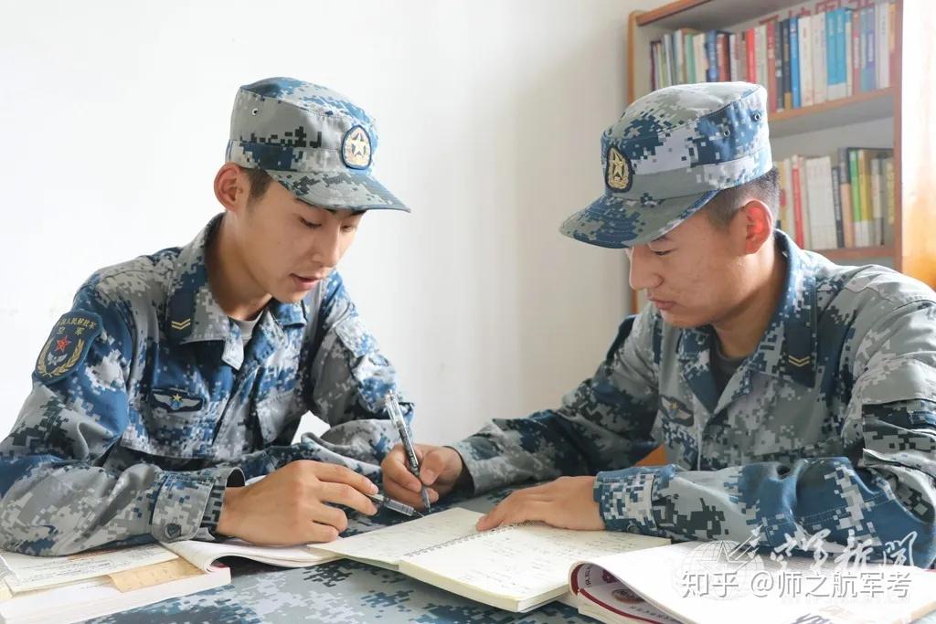怎么考军队研究生 v2-e2f7131e914ea3b1d316c15bc36cf420_r.jpg