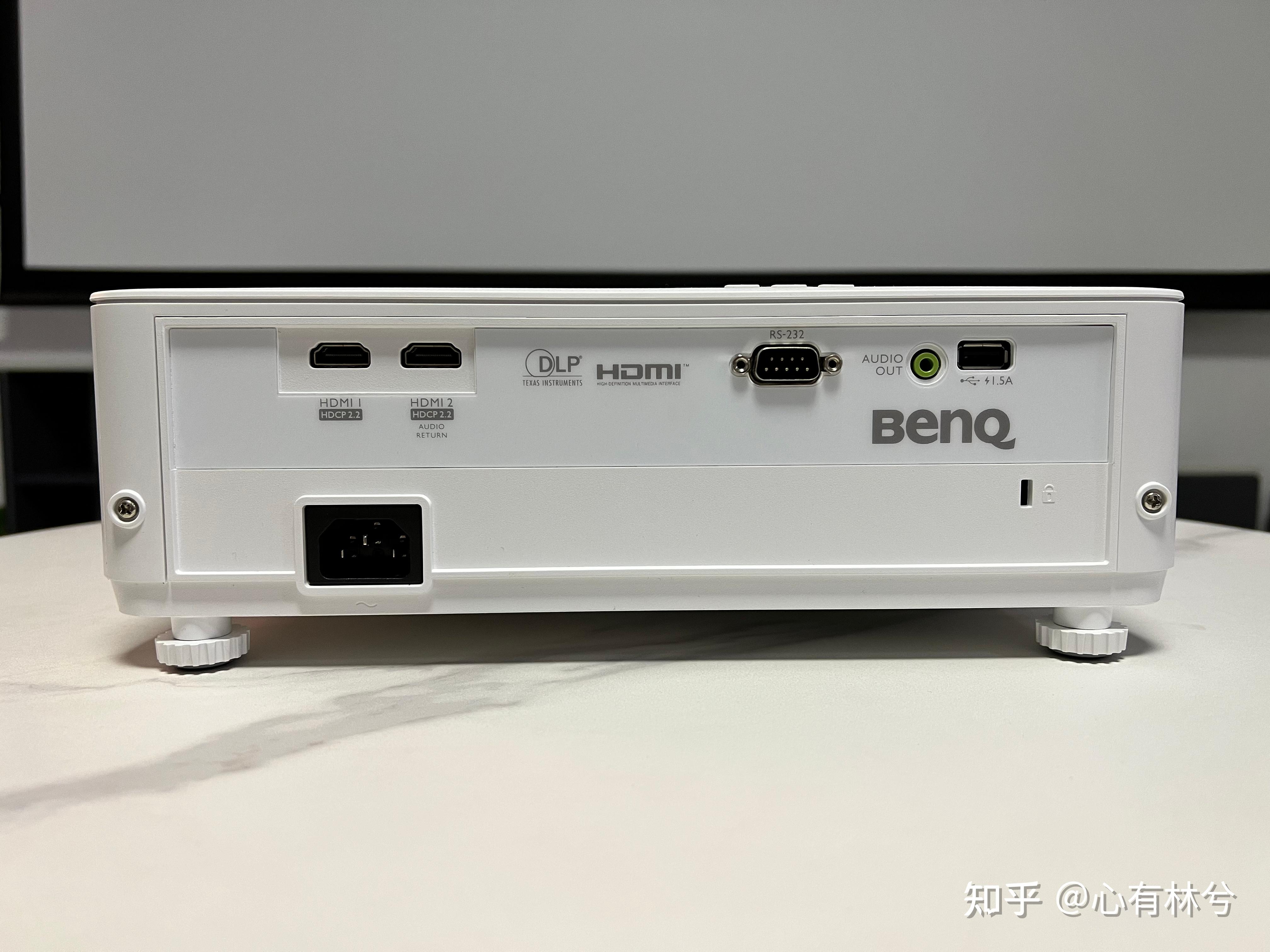 专业4k,亮彩平衡——明基tk700投影仪开箱评测及选购指南 - 知乎