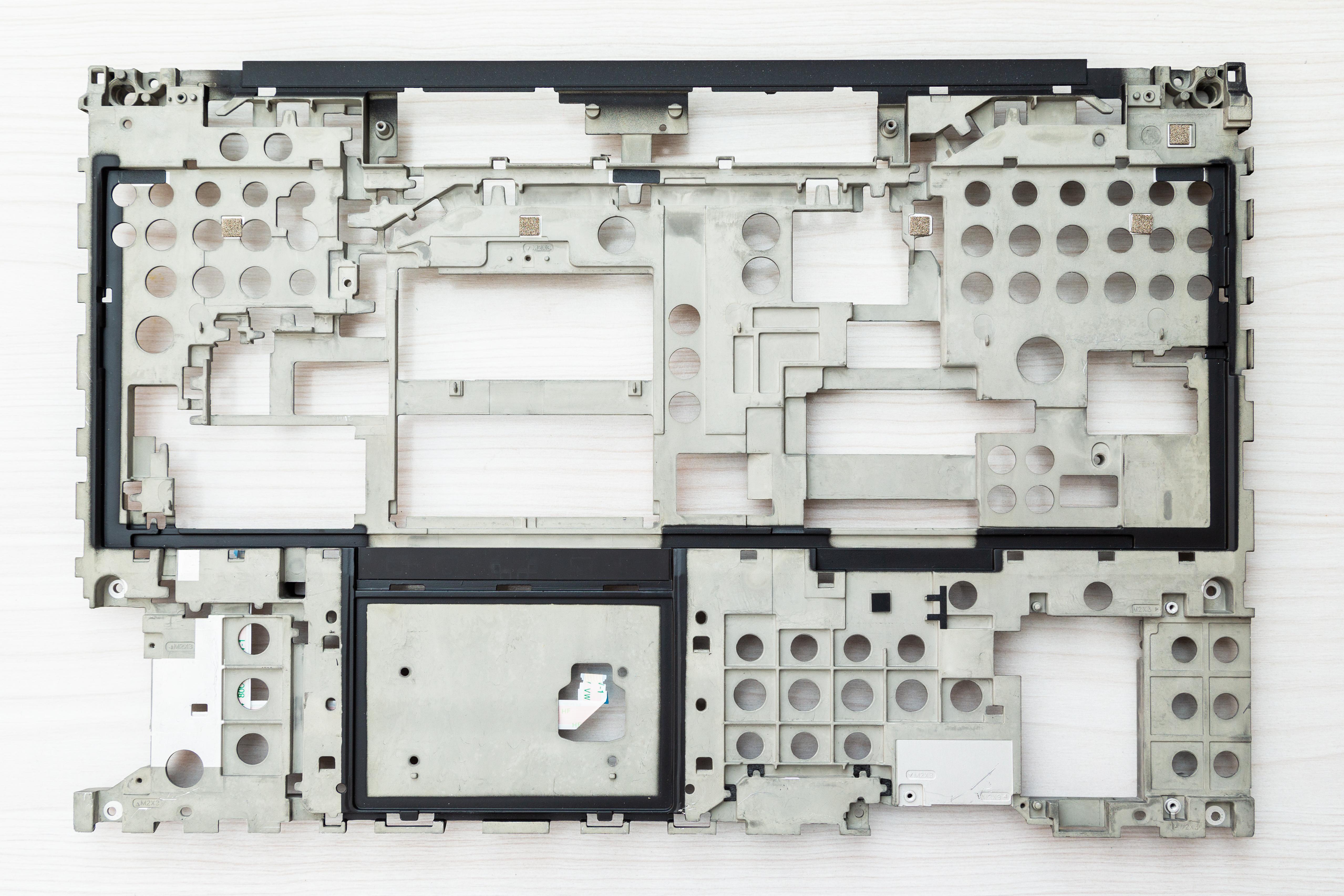 P15 Exploded View 可能是当下设计用料最好的15寸移动工作站:拆解评测ThinkPad P15\T15g - 知乎