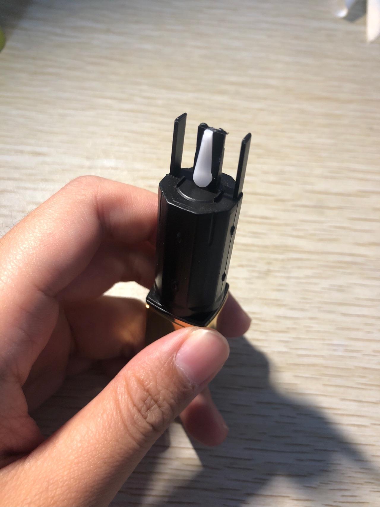 香奈儿口红弹簧摔出来了 怎么装回去? - 知乎