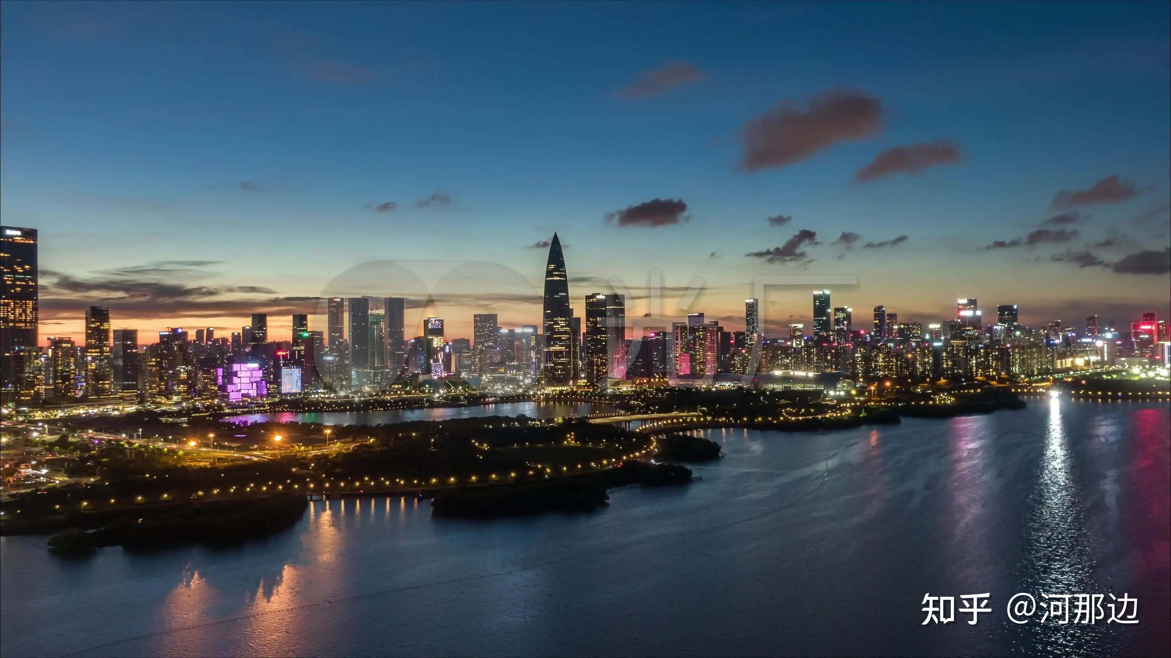 为了实现粤港澳大湾区的深度融合和高效联通,基础设施建设是关键.