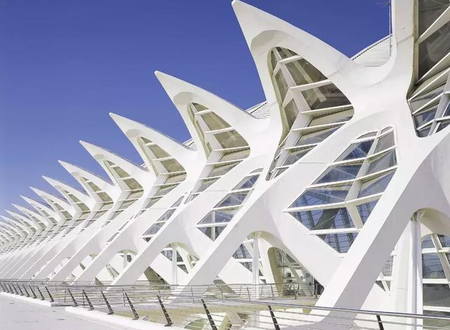 建筑设计没有人比他更会折叠空间竟能让建筑飞起来