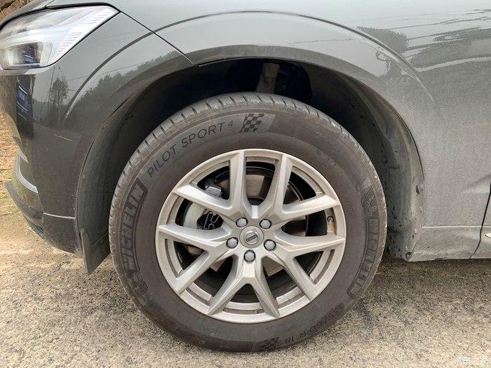 观赏梅花的傲骨之风品味xc60的北欧之韵