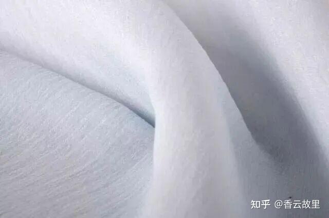香云博物志 | 面料:剪花真丝绡,行走的东方美学 - 知乎