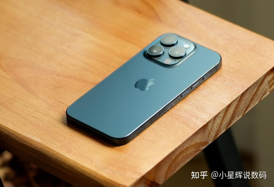 蘋果不講武德iphone15pro一跌再跌低至6998元終於等到了