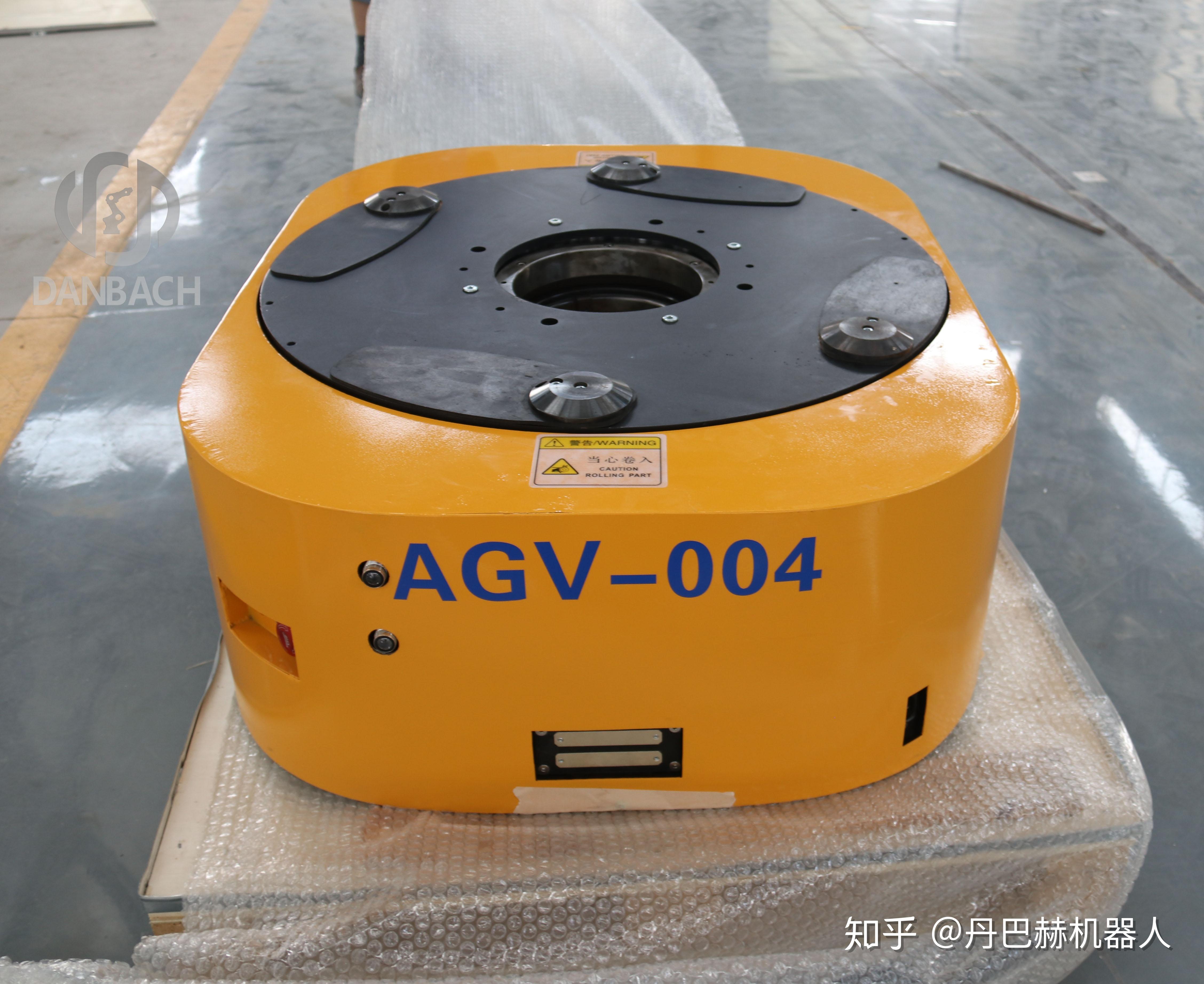 物流agv小车是如何在智能化仓储中发挥作用呢