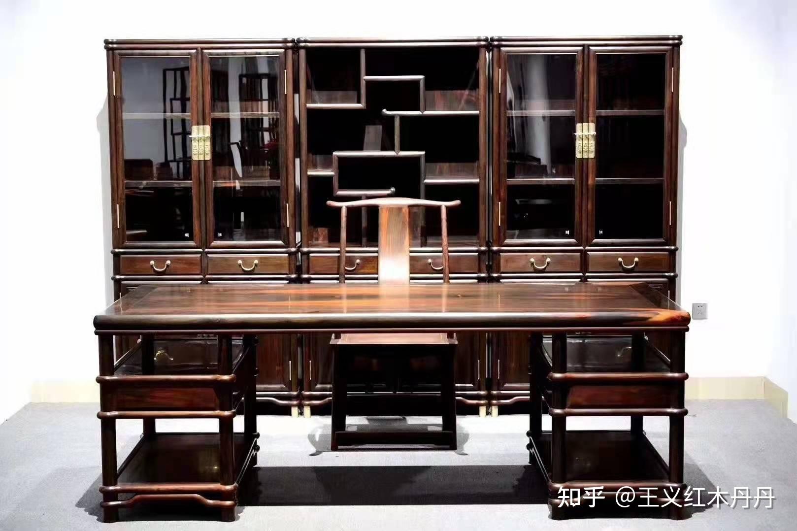 你的办公桌是不是也缺一套这样的红木办公桌！工艺美术大师王义老师的匠心之作 - 知乎
