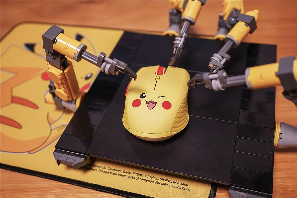 Razer 宝可梦的萌物 萌到爆的刺鳞树蝰皮卡丘限定版无线鼠标 知乎