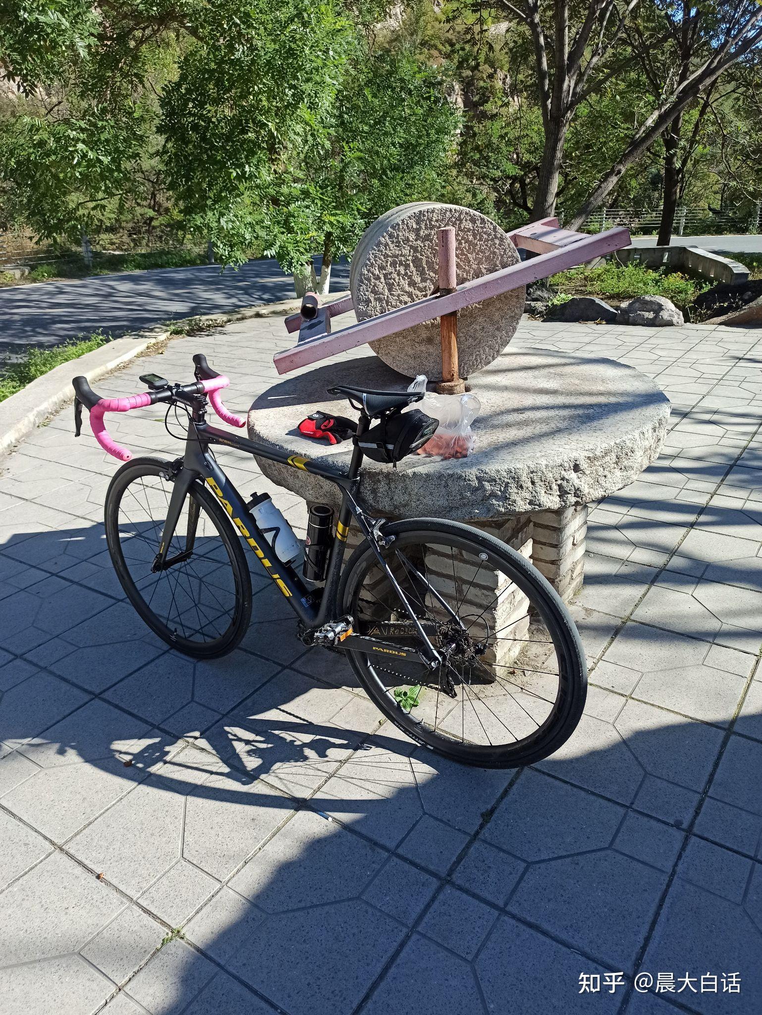 请问瑞豹知更鸟公路车真的有那么不堪吗