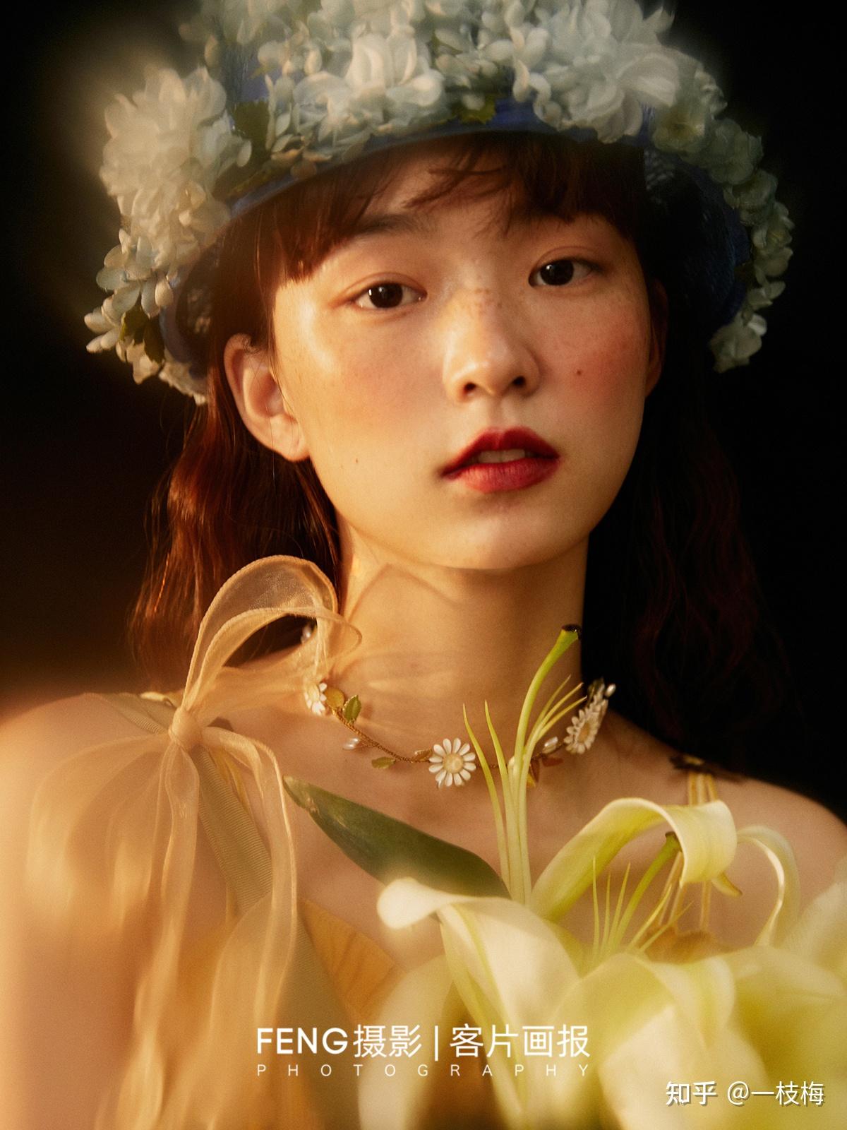 暖色复古油画风雀斑少女写真北京写真