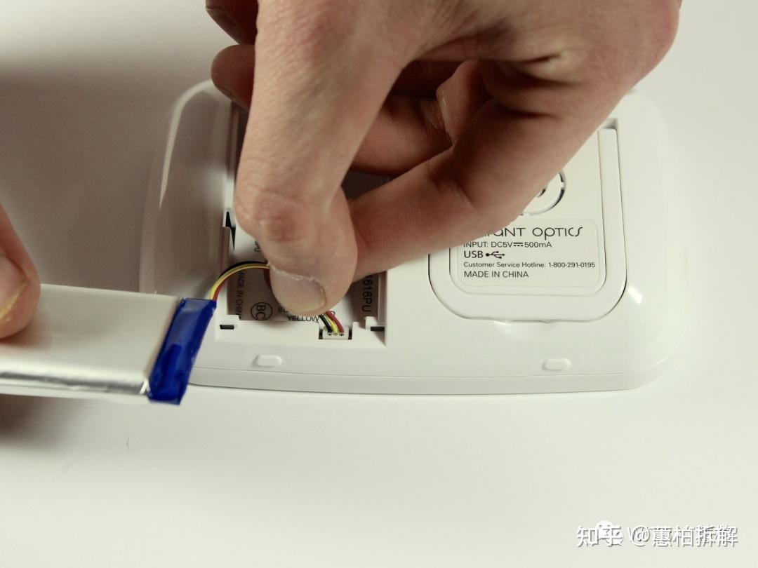 更换Infant Optics DXR8 婴儿监视器电池教程 知乎