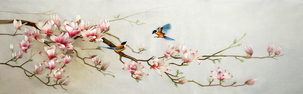 你看那杏花斜斜出墙来,那玉兰静静绽了一树白,还有那海棠依旧,花蕊满