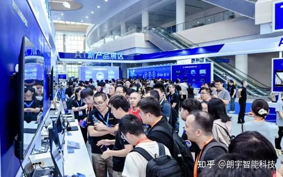 瑞芯微开发者大会2025武汉朗宇现场直击 - 知乎