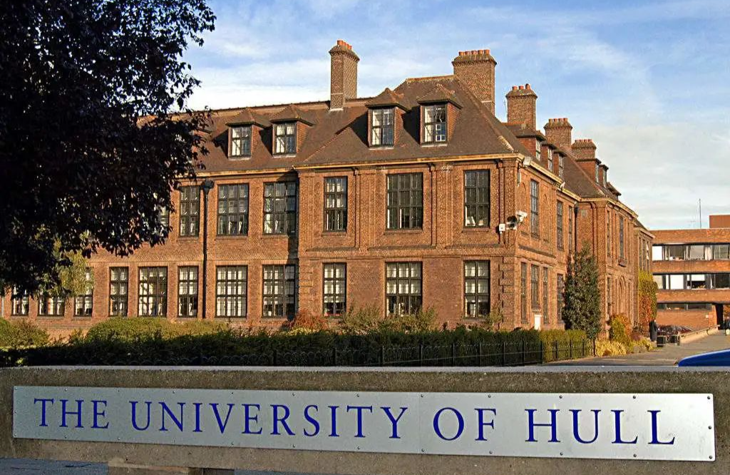 英国教育部官宣2021不仅要减免学费还要降低录取标准