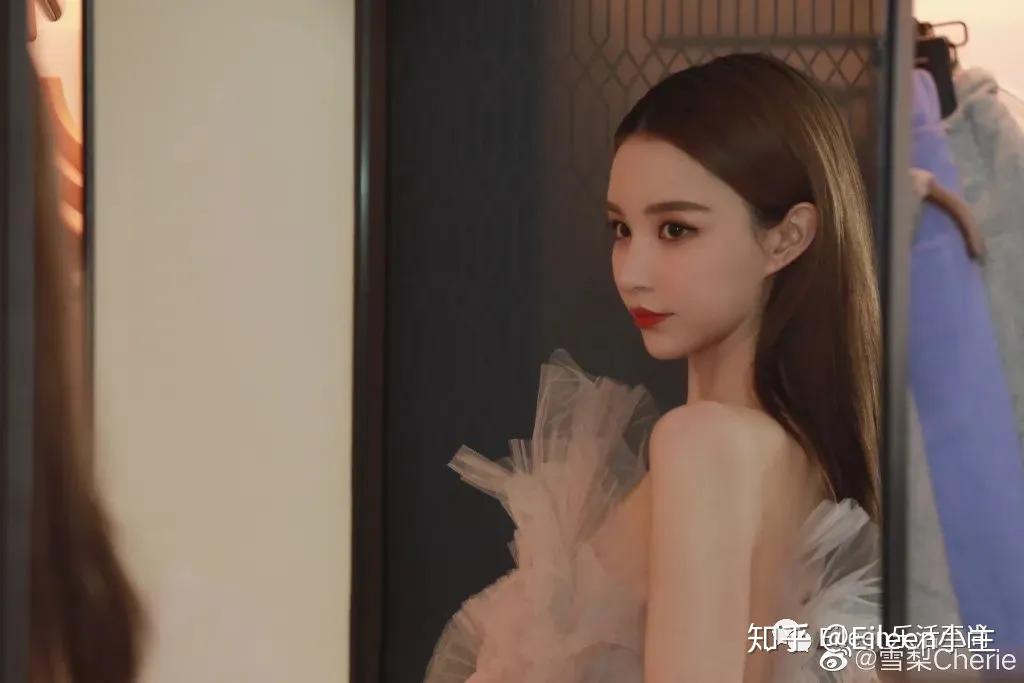 陷小三风波,叫板原配,双王暗争锋,细说直播江湖恩仇录