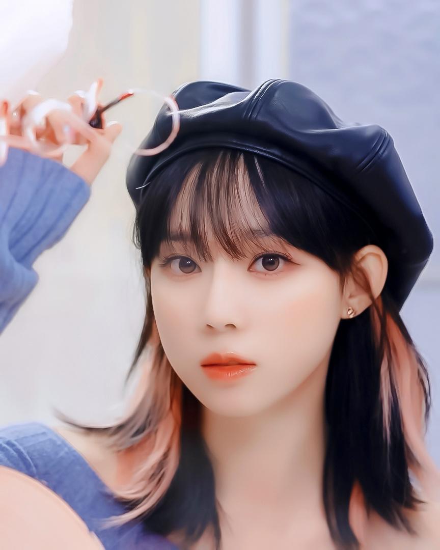 如何评价aespa成员winter(金玟庭)? - 知乎