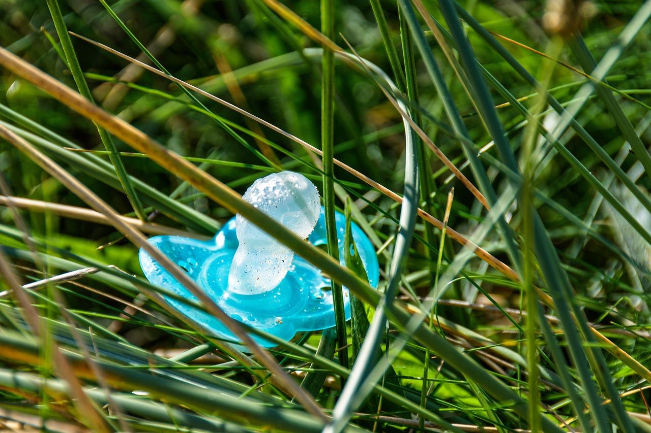 装修的乳胶如何清洗