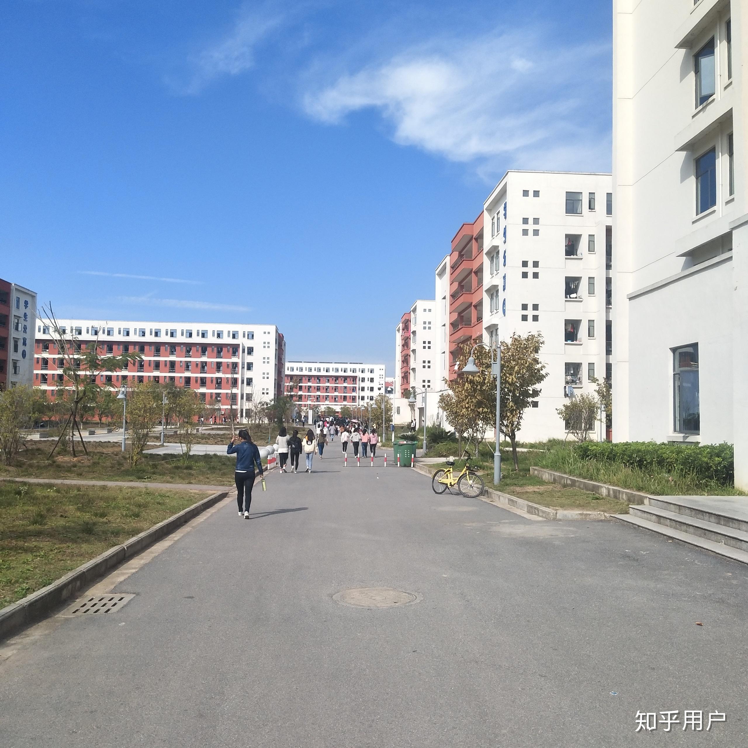 江西师范大学鹰潭分院图片