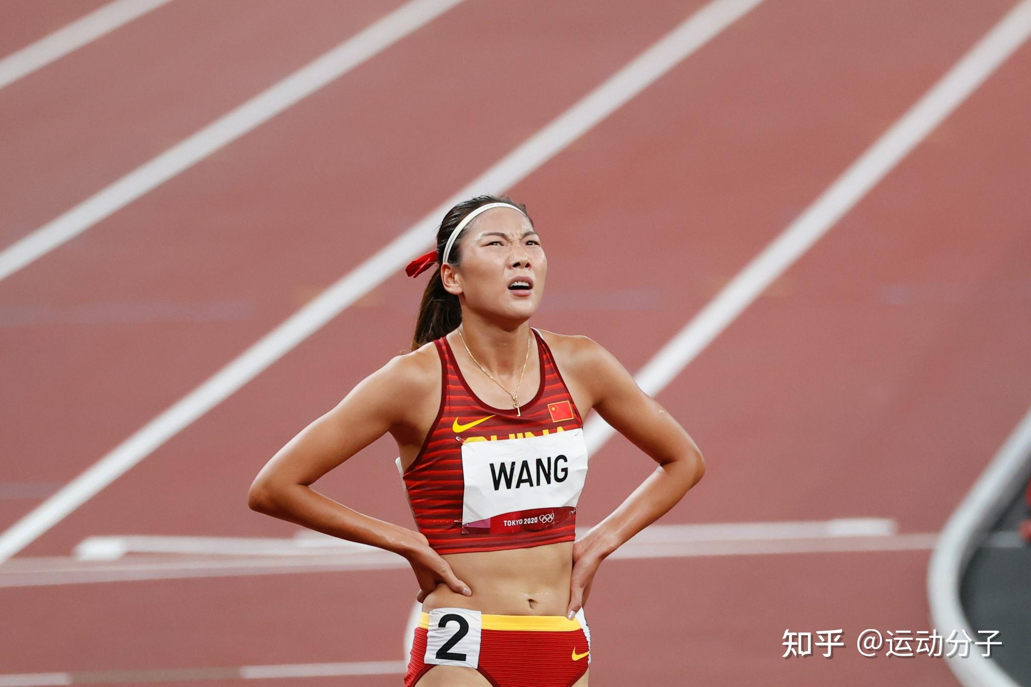 田径王春雨图片