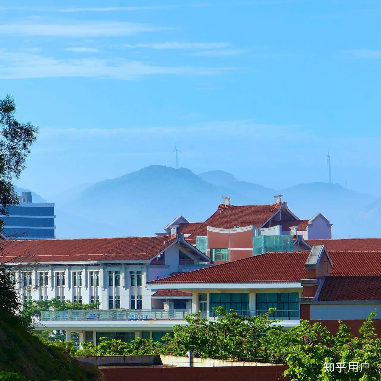 武夷學院和廈門大學嘉庚學院